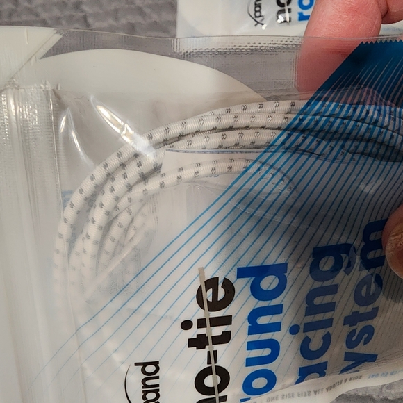 Xpand No Tie Round Laces Set - Original Kickstarter - Picture 3 of 4